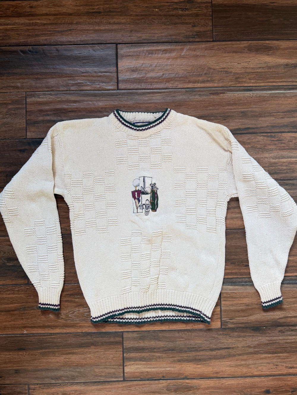 Vintage Shenandoah golf sweater. Men’s size Medium. Unisex vintage sweater